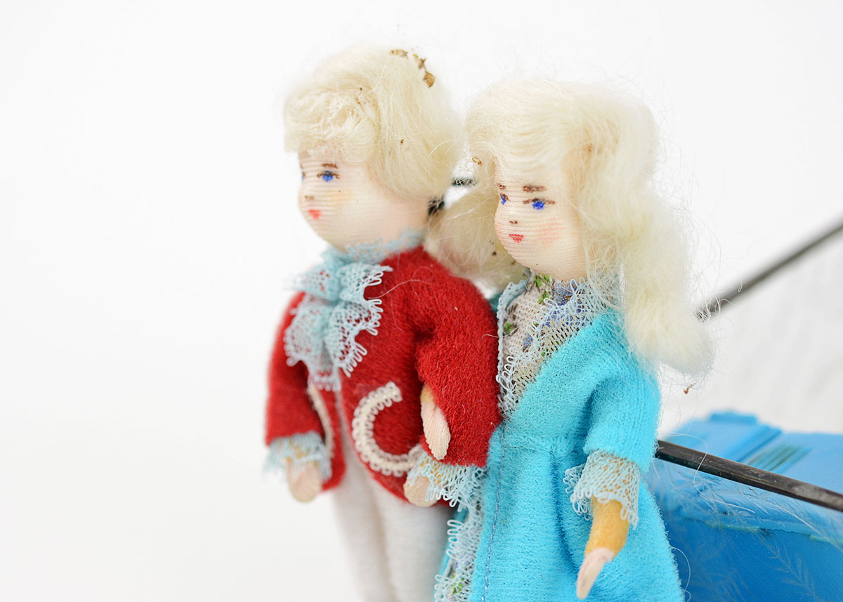 Vintage Dolls and Miniatures