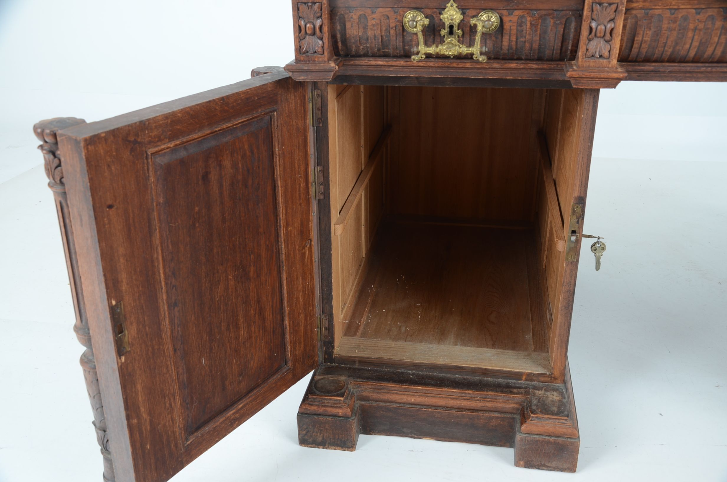 Renaissance Style Desk With Carved Dog Motif
