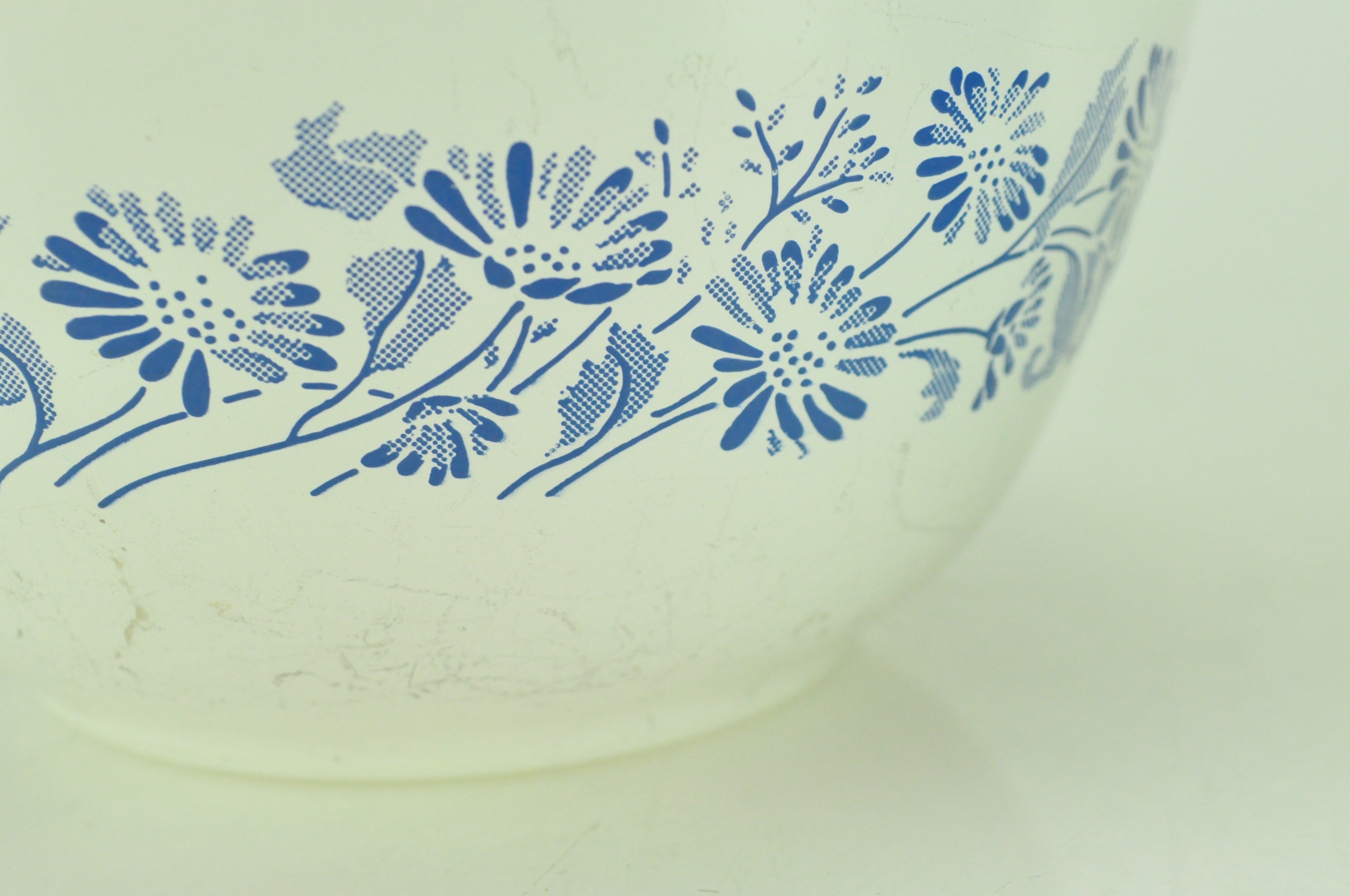 Three Blue and White Nesting Colonial Mist Mixing Bowl from Pyrex