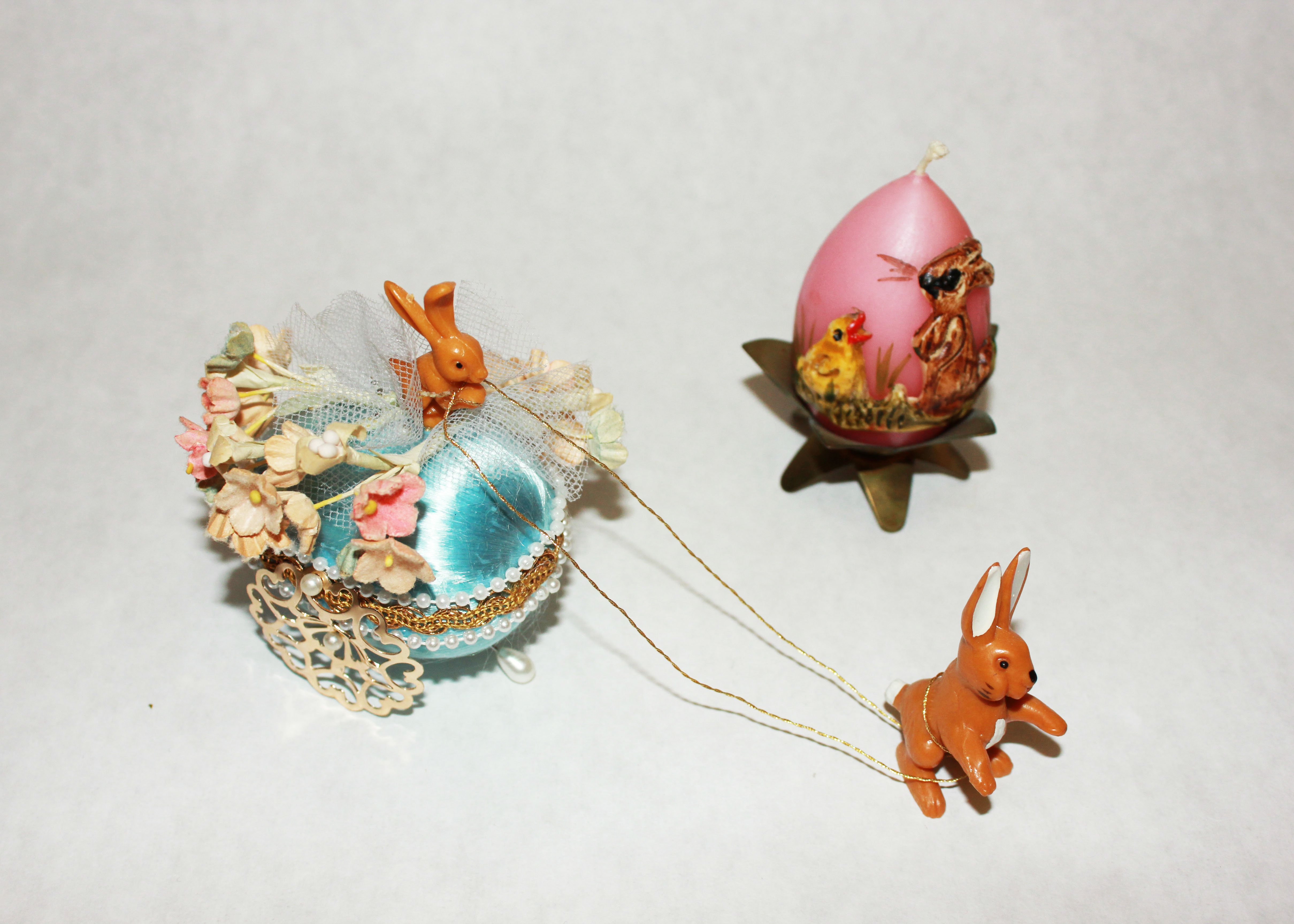 Assortment of Spring Themed Decor