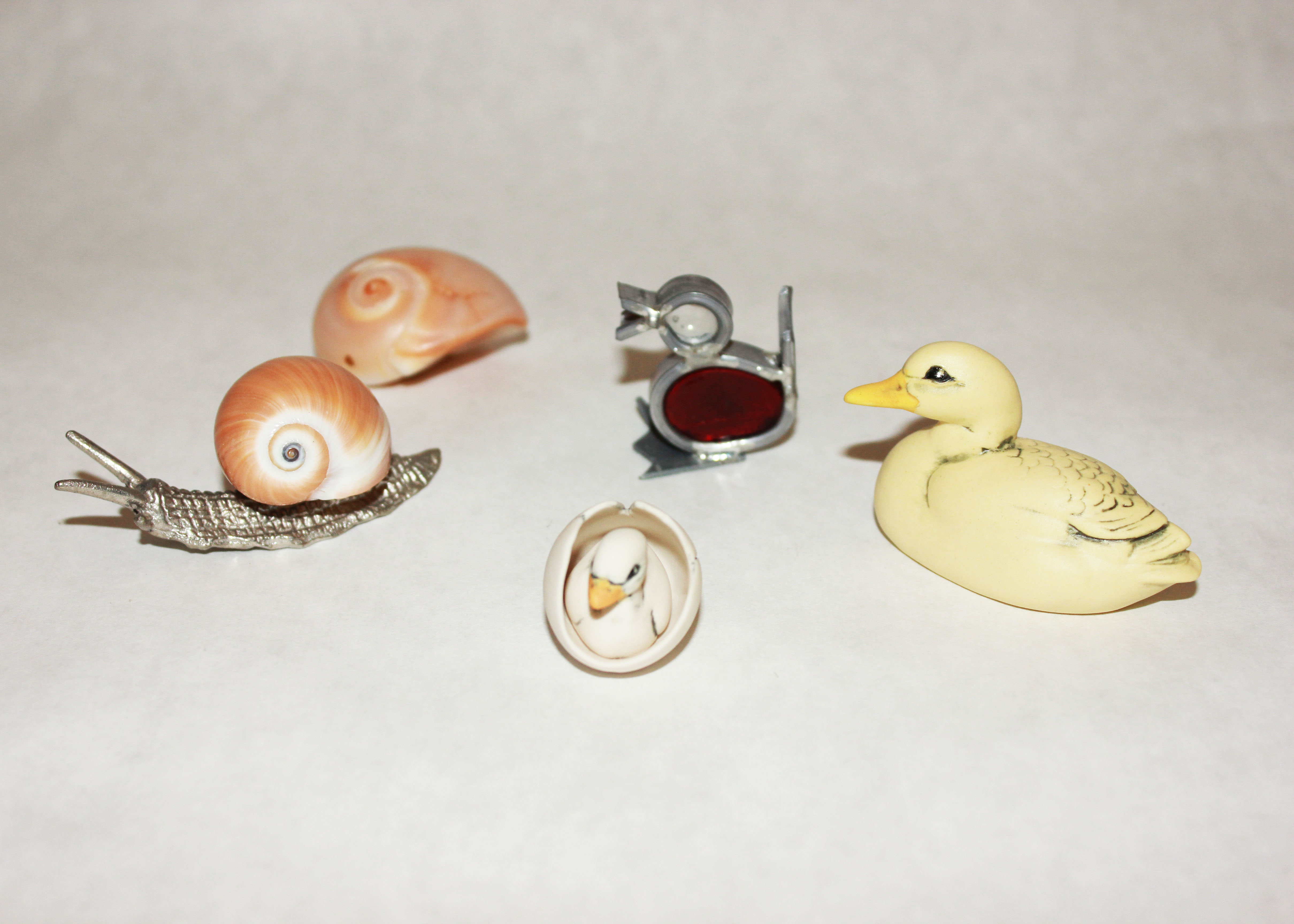 Assortment of Spring Themed Decor