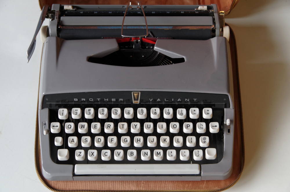 Mid Century Brother 'Valiant' Portable Typewriter with Case