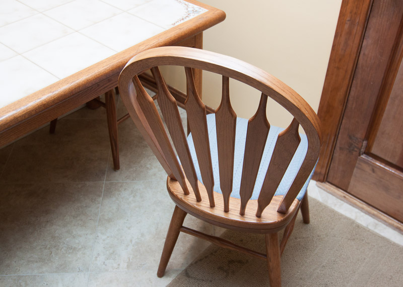 Dinaire Furniture Table and Chair Set