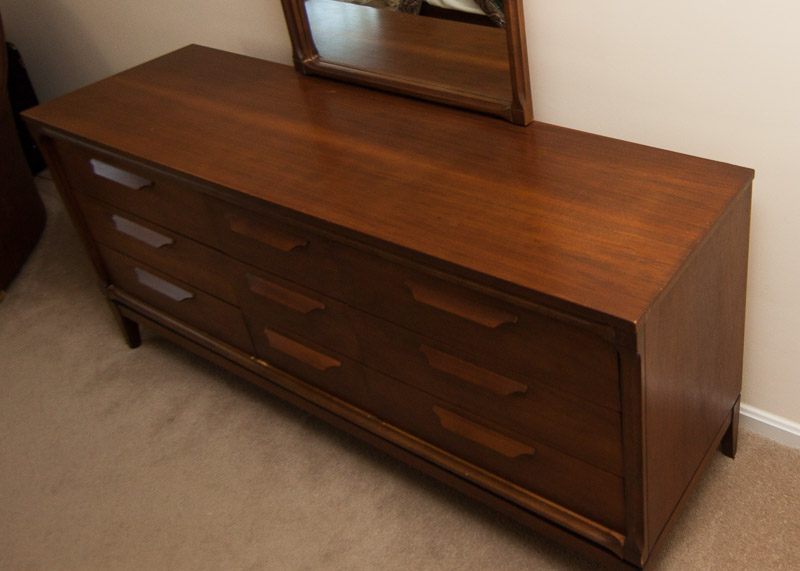 Vintage Bassett Furniture Dresser with Mirror