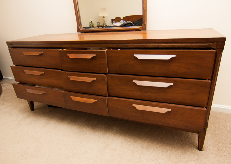 Vintage Bassett Furniture Dresser with Mirror