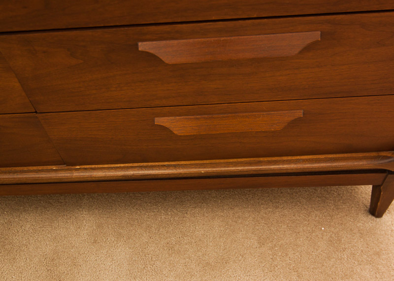 Vintage Bassett Furniture Dresser with Mirror