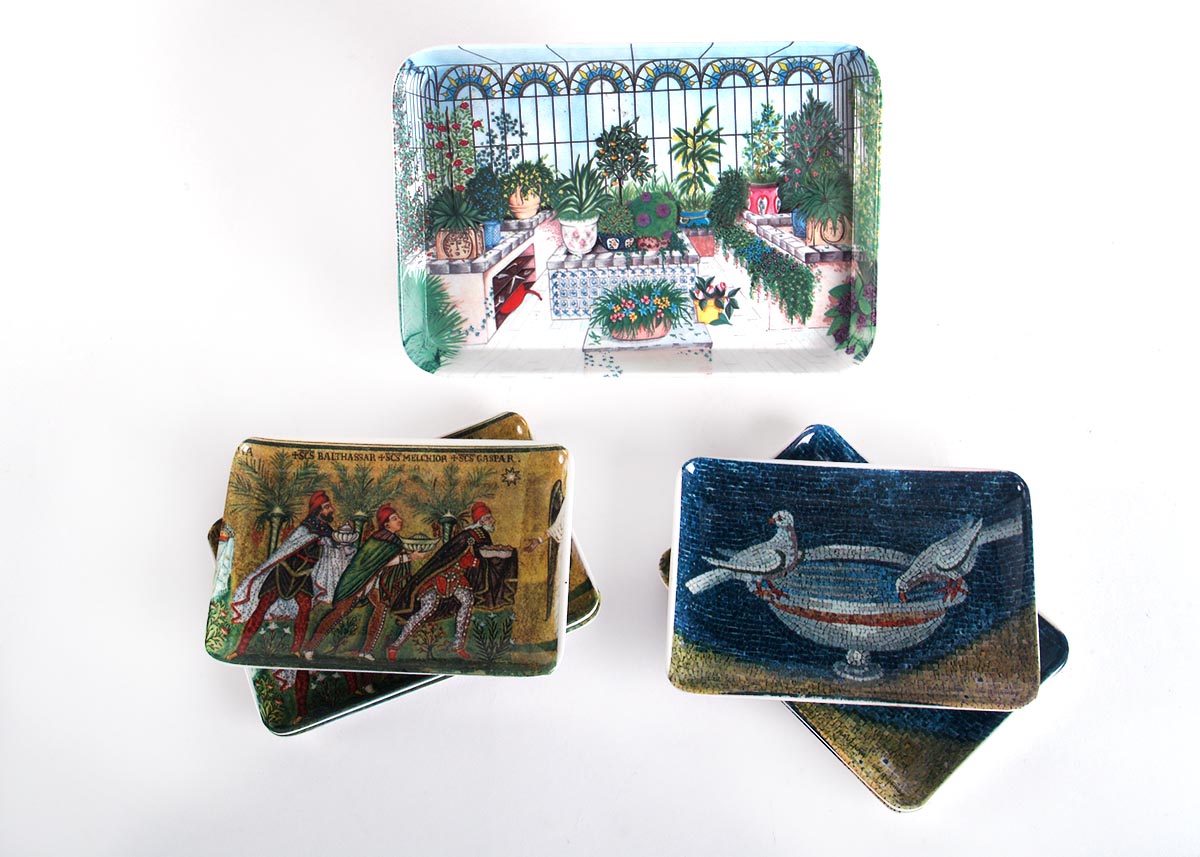 Vintage Mebel and R2S Italian Trays