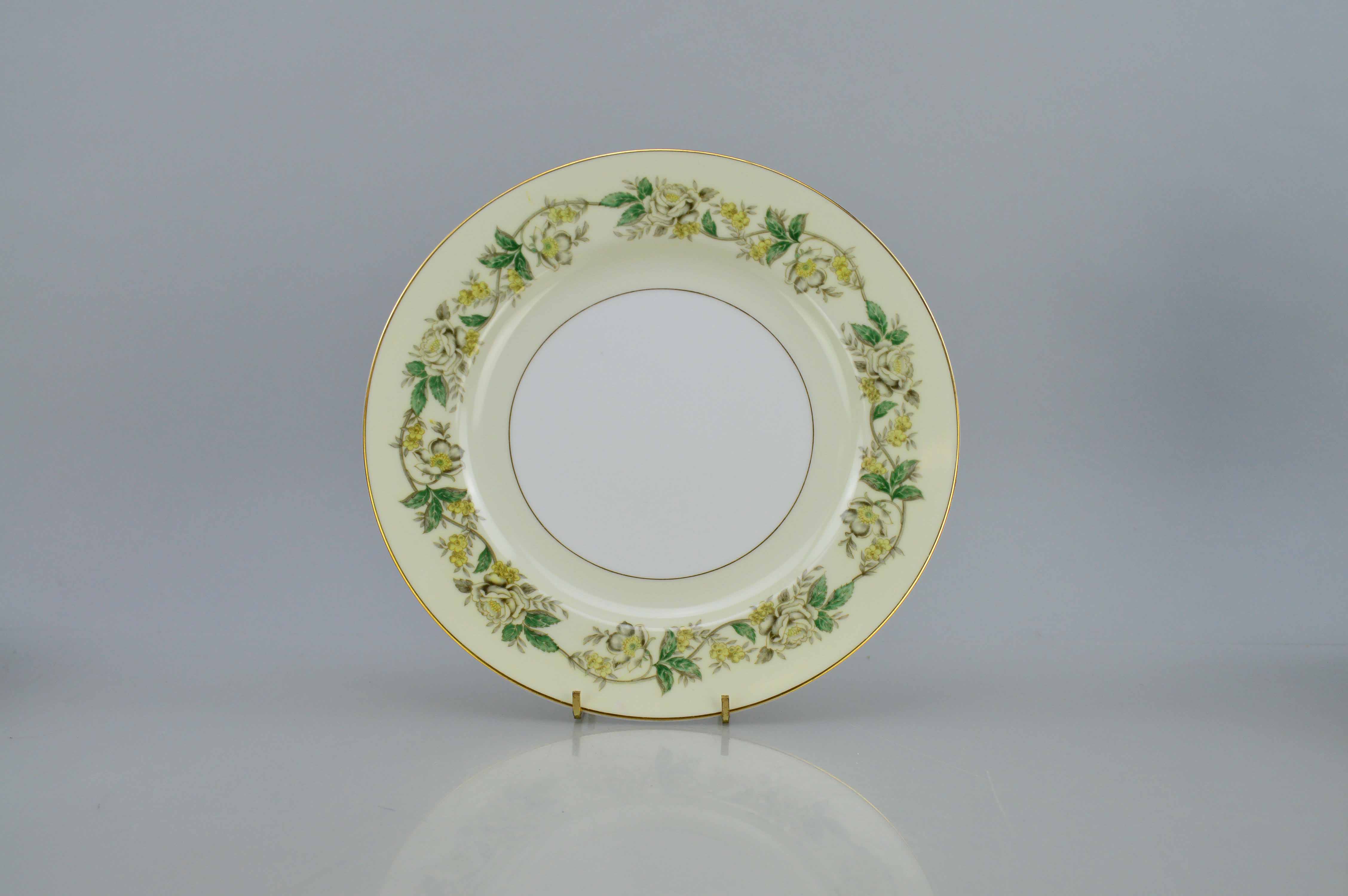 Collection of Noritake China in "M" Pattern Circa 1940s
