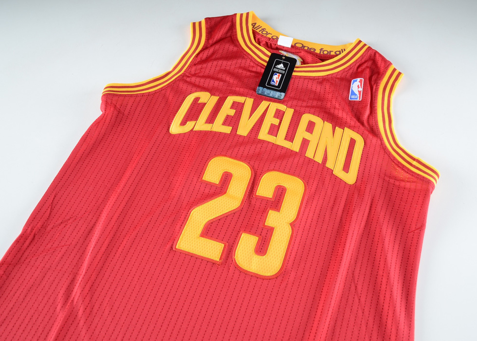 LeBron James Cavaliers Jersey