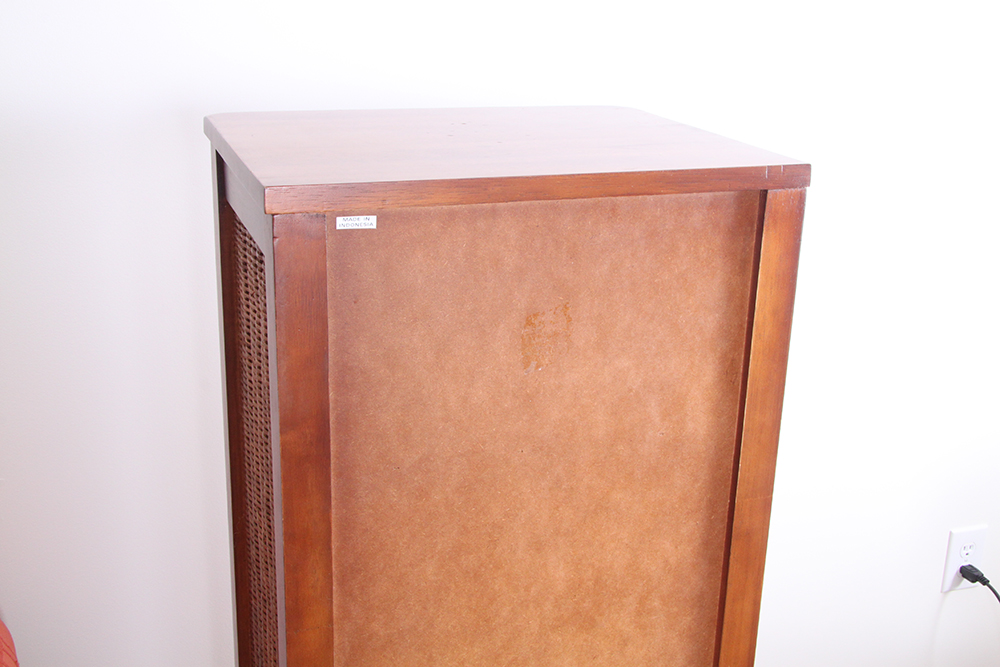 Pull-out Wicker Basket Drawers