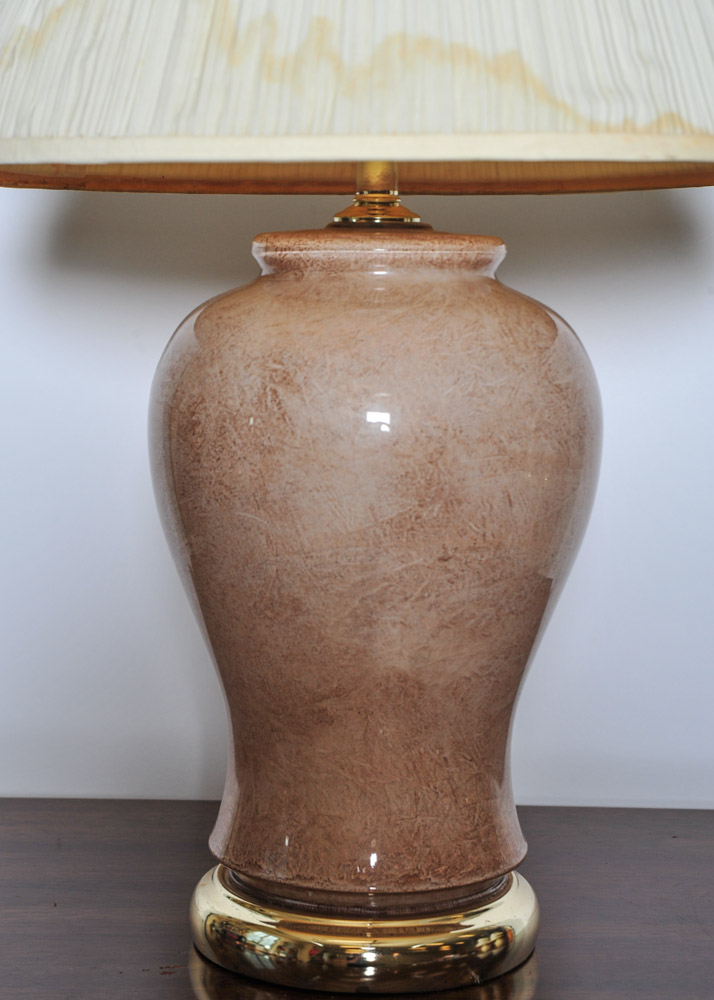 Glass Urn Table Lamp