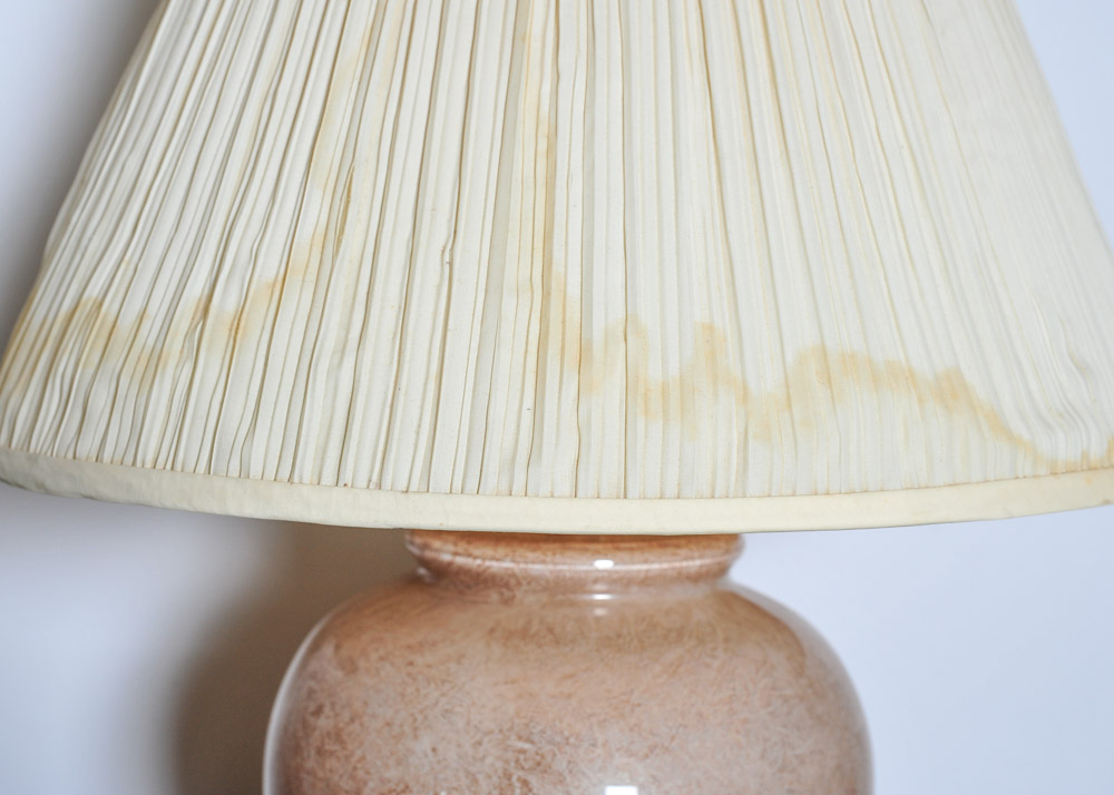 Glass Urn Table Lamp