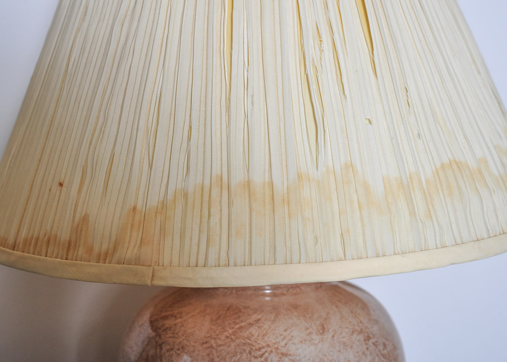 Glass Urn Table Lamp