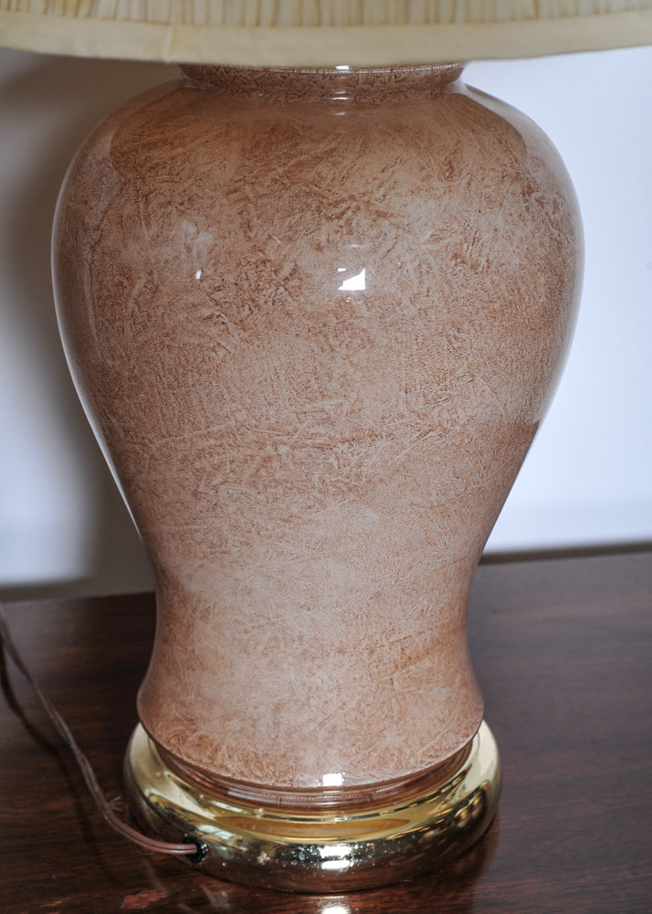 Glass Urn Table Lamp