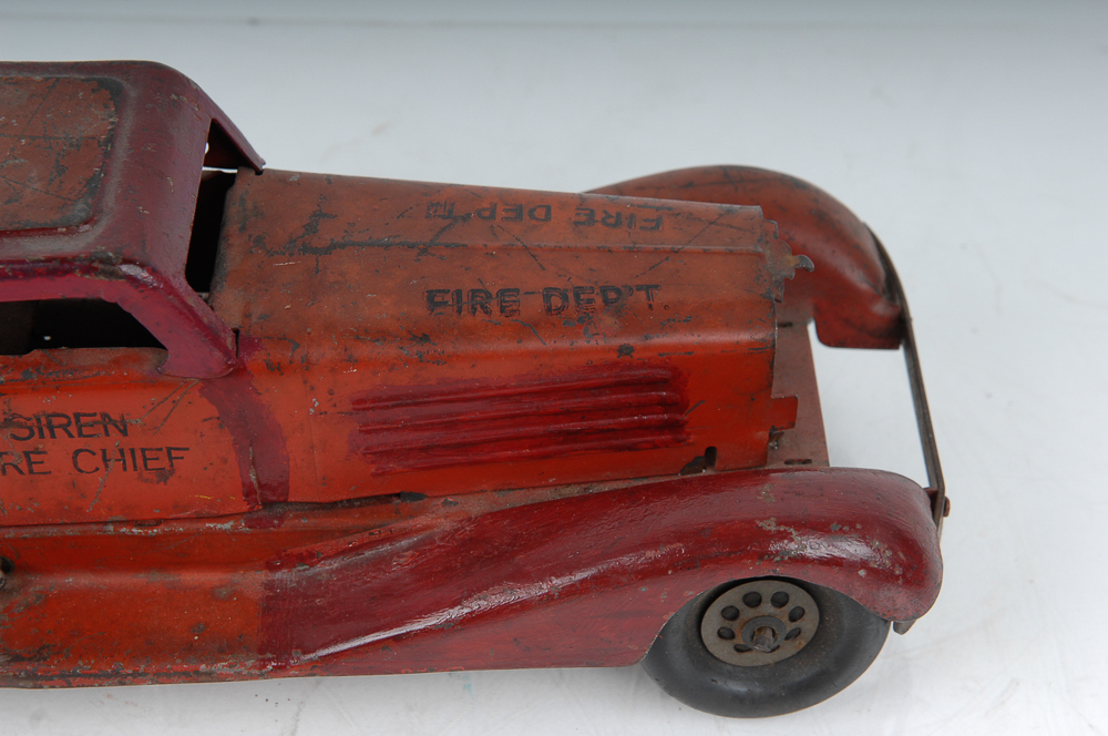1930s Marx Siren Fire Chief Steel Windup Car