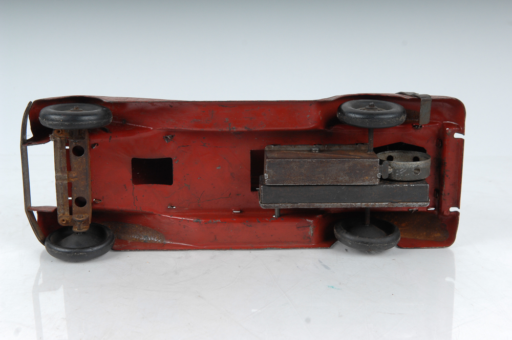 1930s Marx Siren Fire Chief Steel Windup Car
