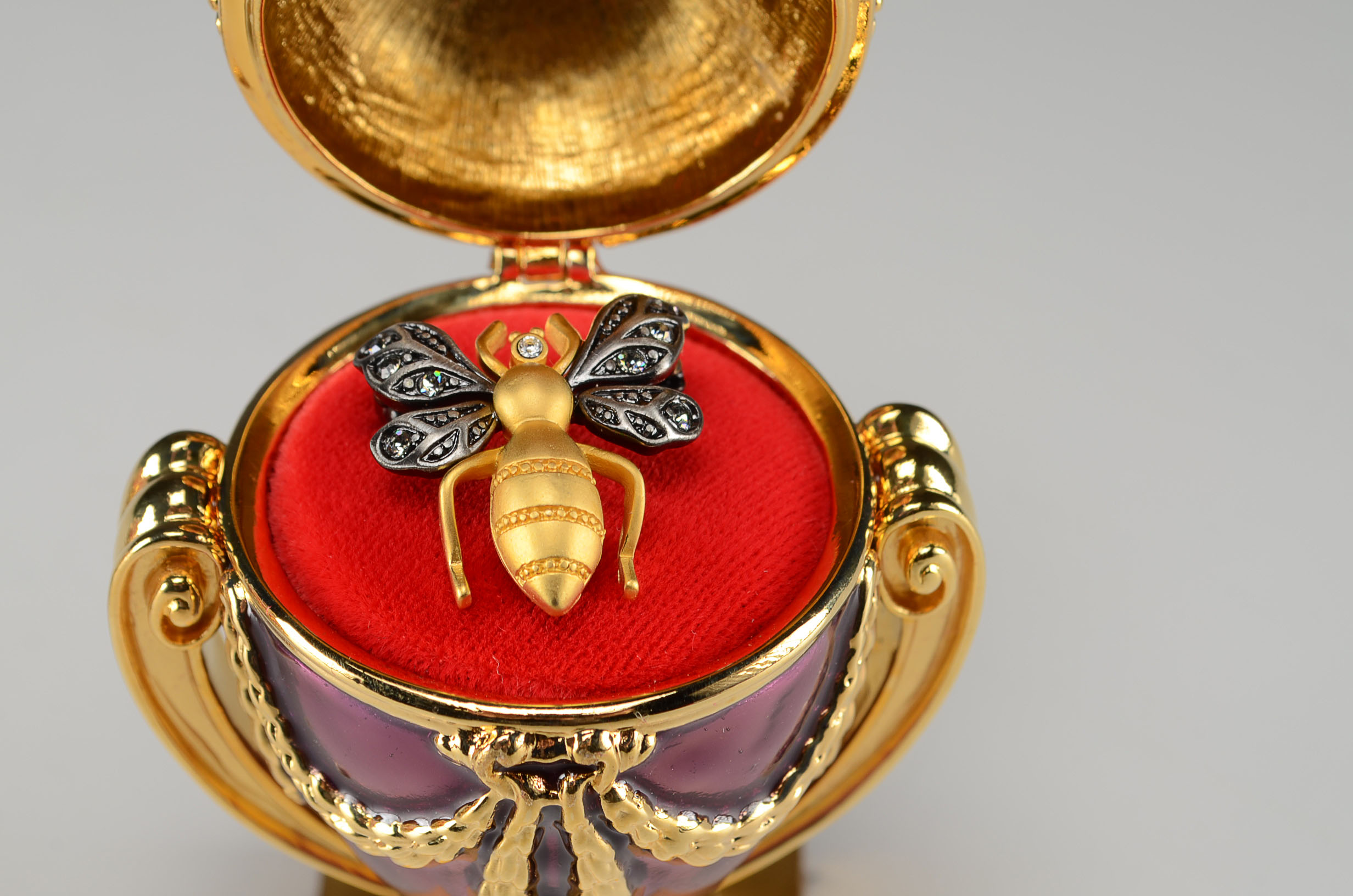 Set of Four Joan Rivers Imperial Treasures II Fabergé Eggs