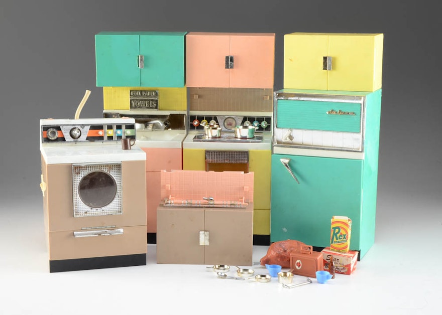 Vintage Barbie Kitchen Appliances