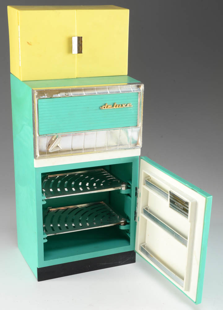 Vintage Barbie Kitchen Appliances