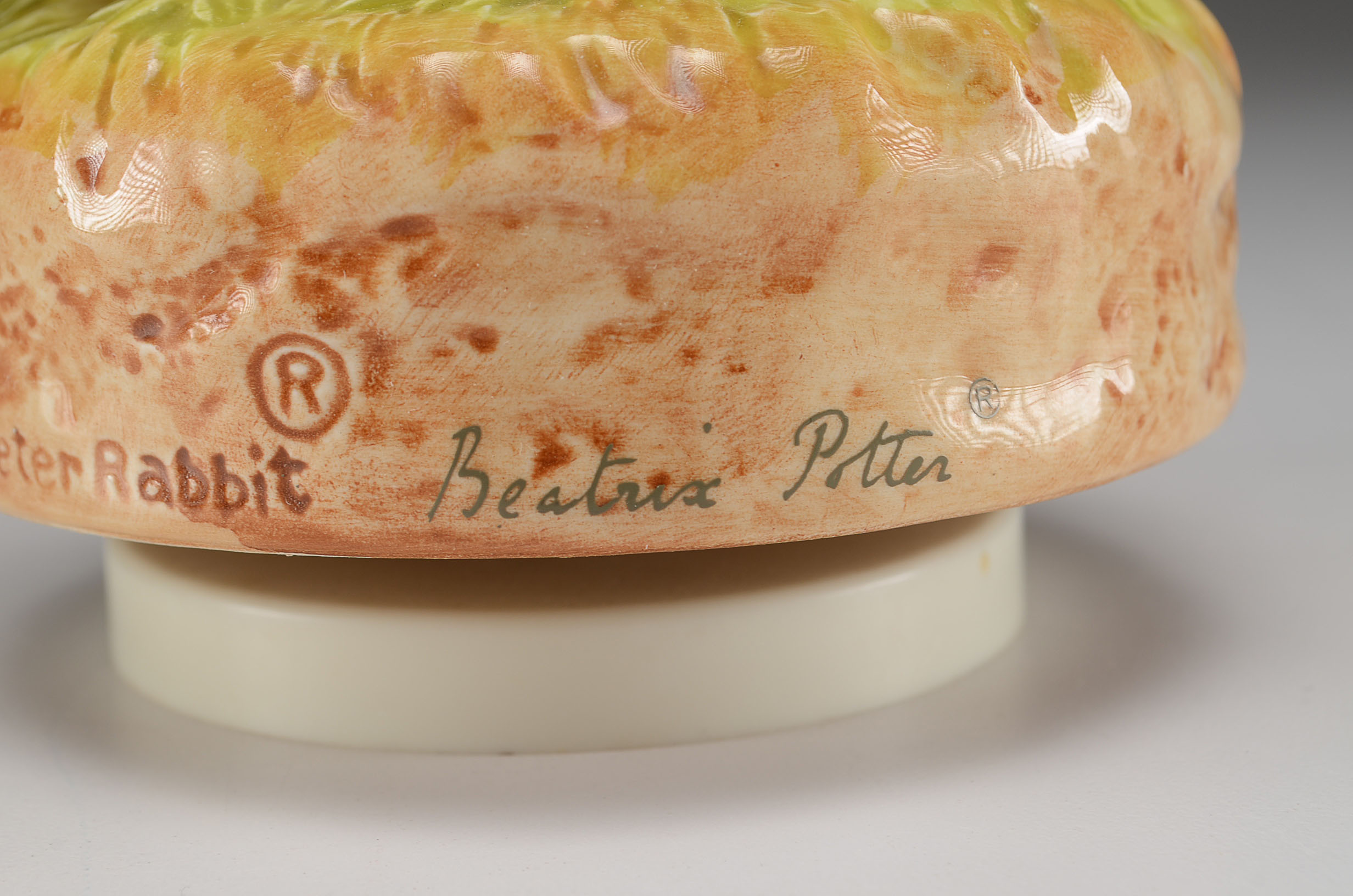 Pair of Beatrix Potter Music Boxes and Peter Rabbit Plate