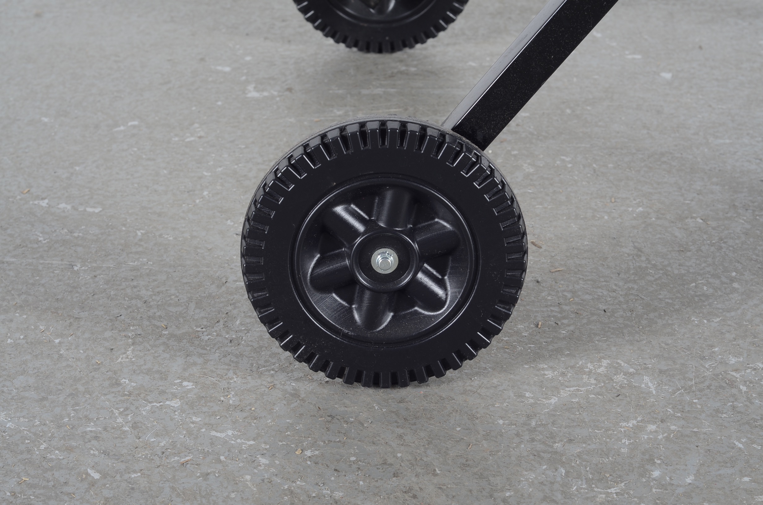 Red Aussie Charcoal Grill