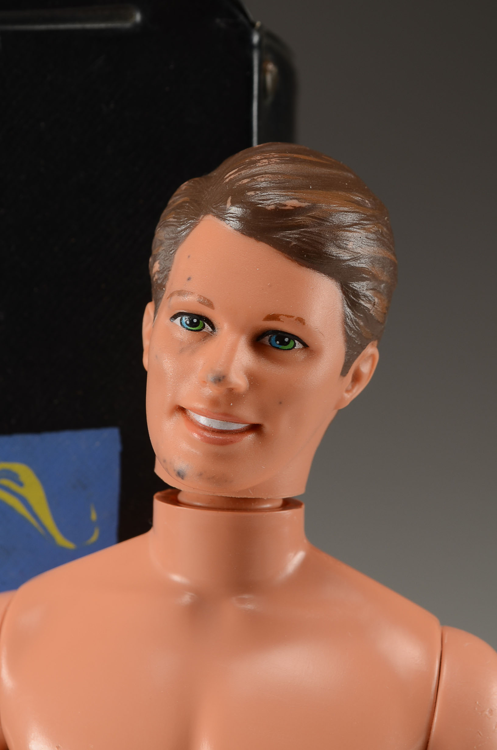 1960s Teen Fashion Doll Case with Four Dolls