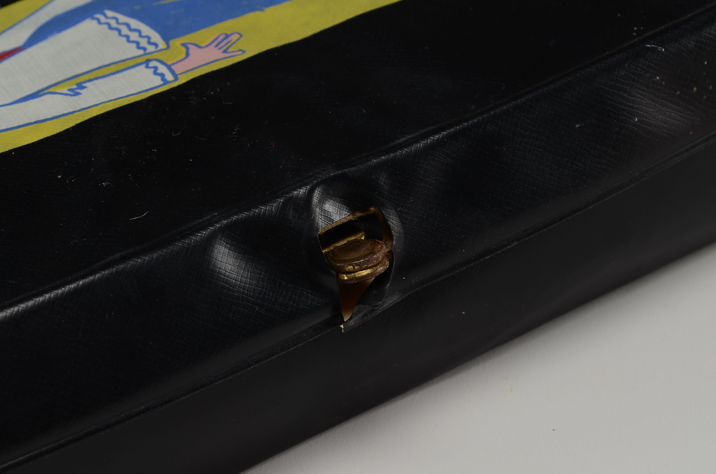 1960s Teen Fashion Doll Case with Four Dolls