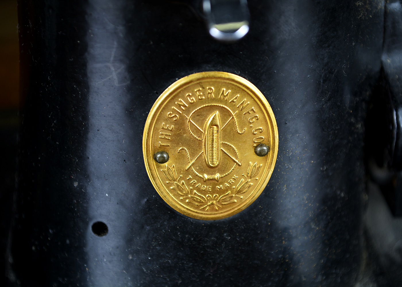 Vintage Singer 42 Art Deco Cabinet with Singer Sewing Machine