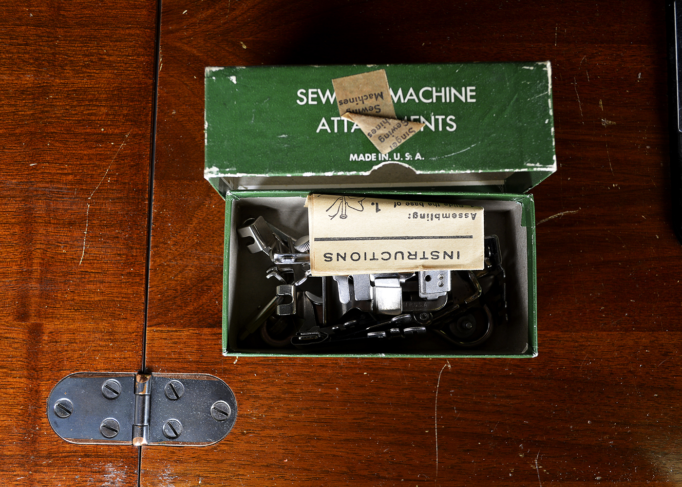 Vintage Singer 42 Art Deco Cabinet with Singer Sewing Machine