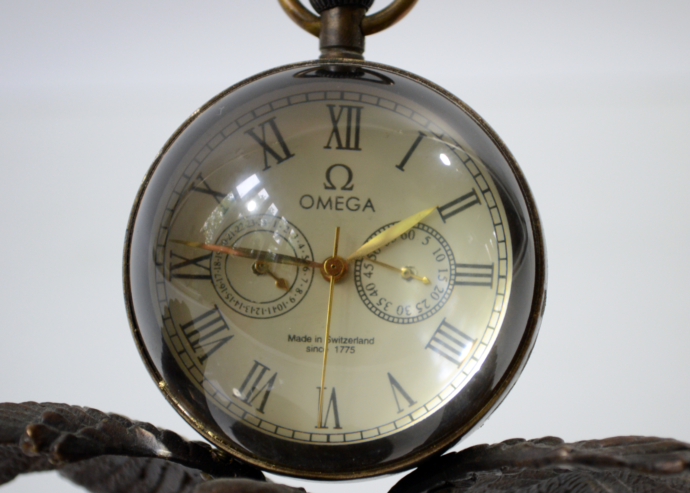 Omega Eagle Paperweight Clock
