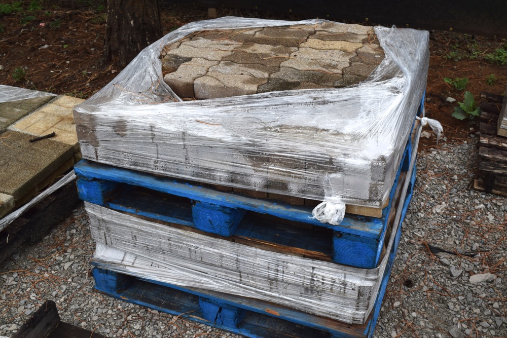 Collection of Wavy Brick Pavers