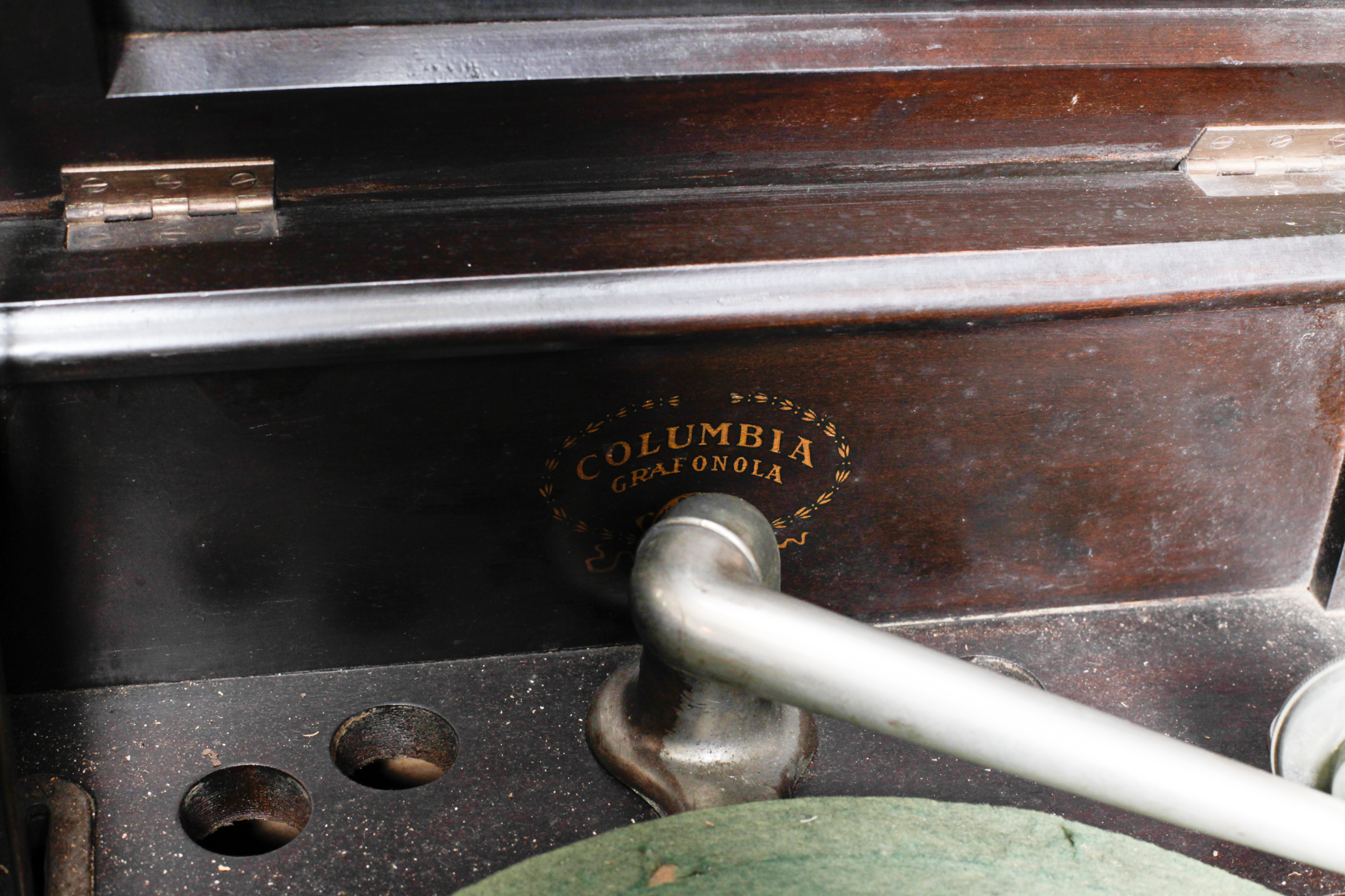Vintage Columbia Grafonola Hand Crank Phonograph Cabinet