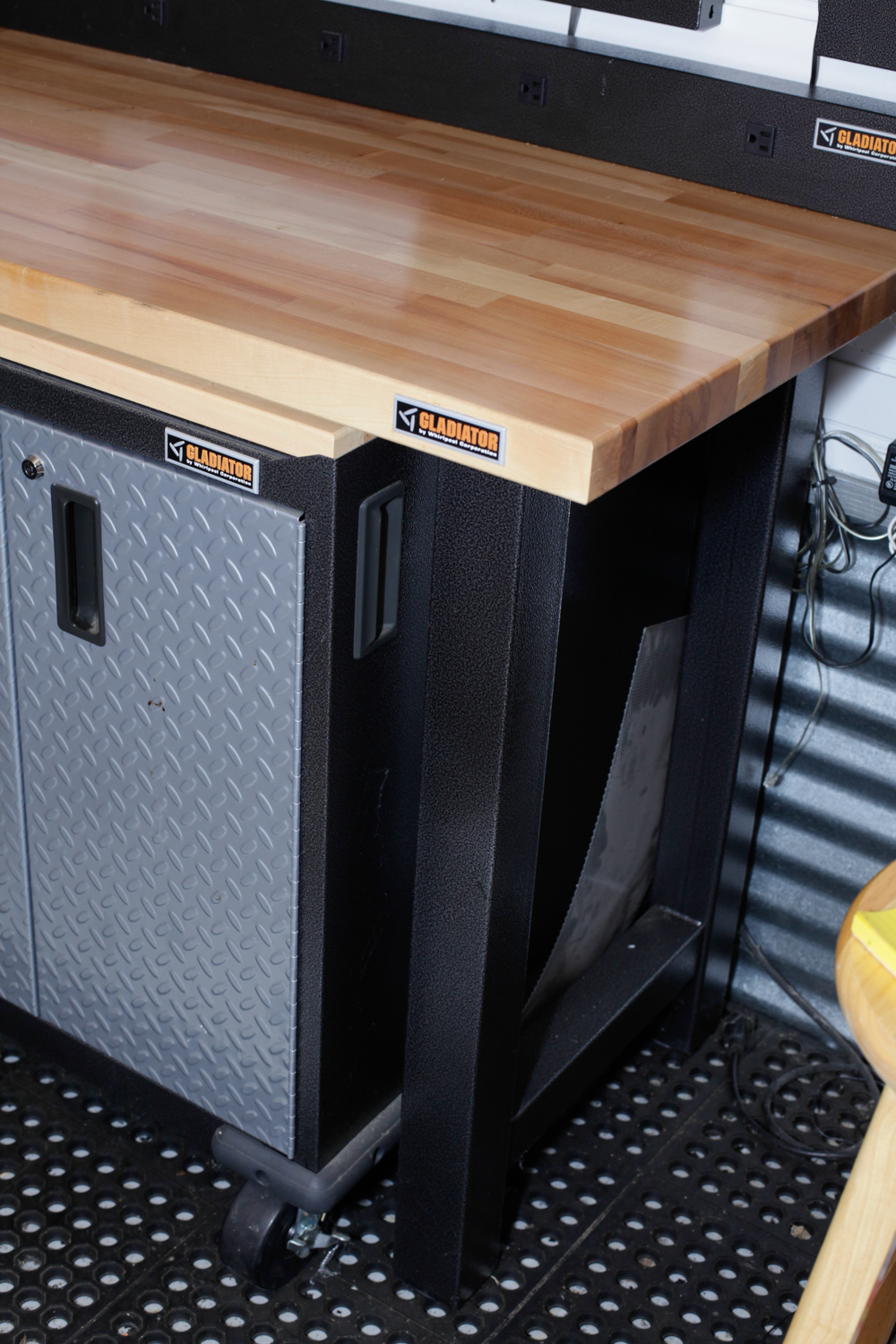 Gladiator Work Bench and Cabinets