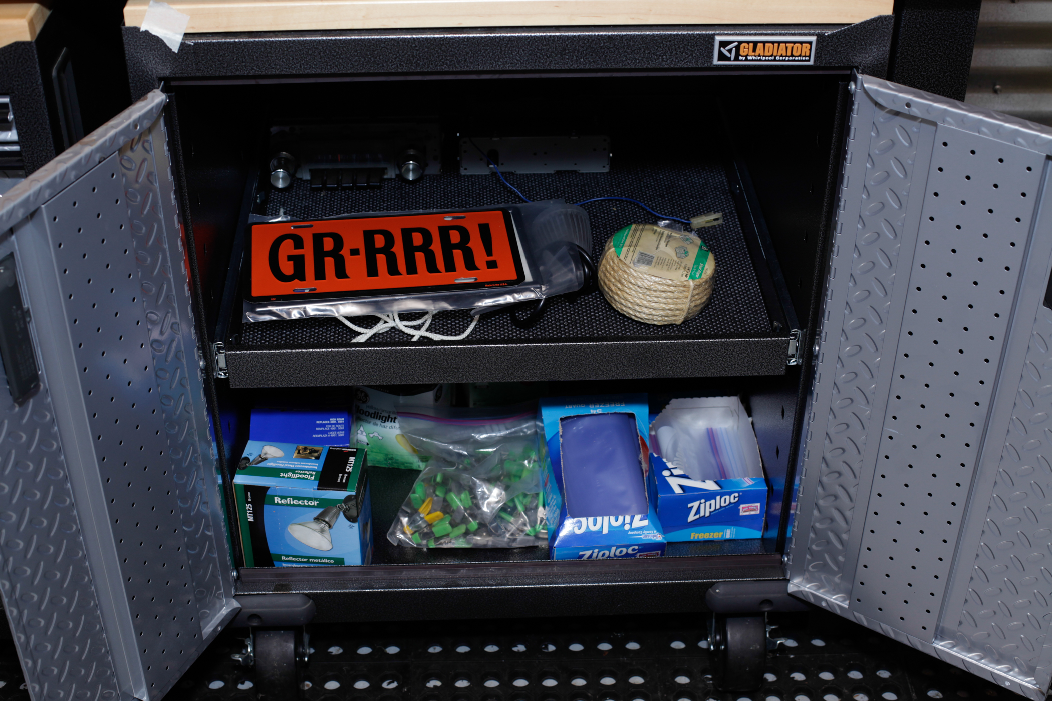 Gladiator Work Bench and Cabinets