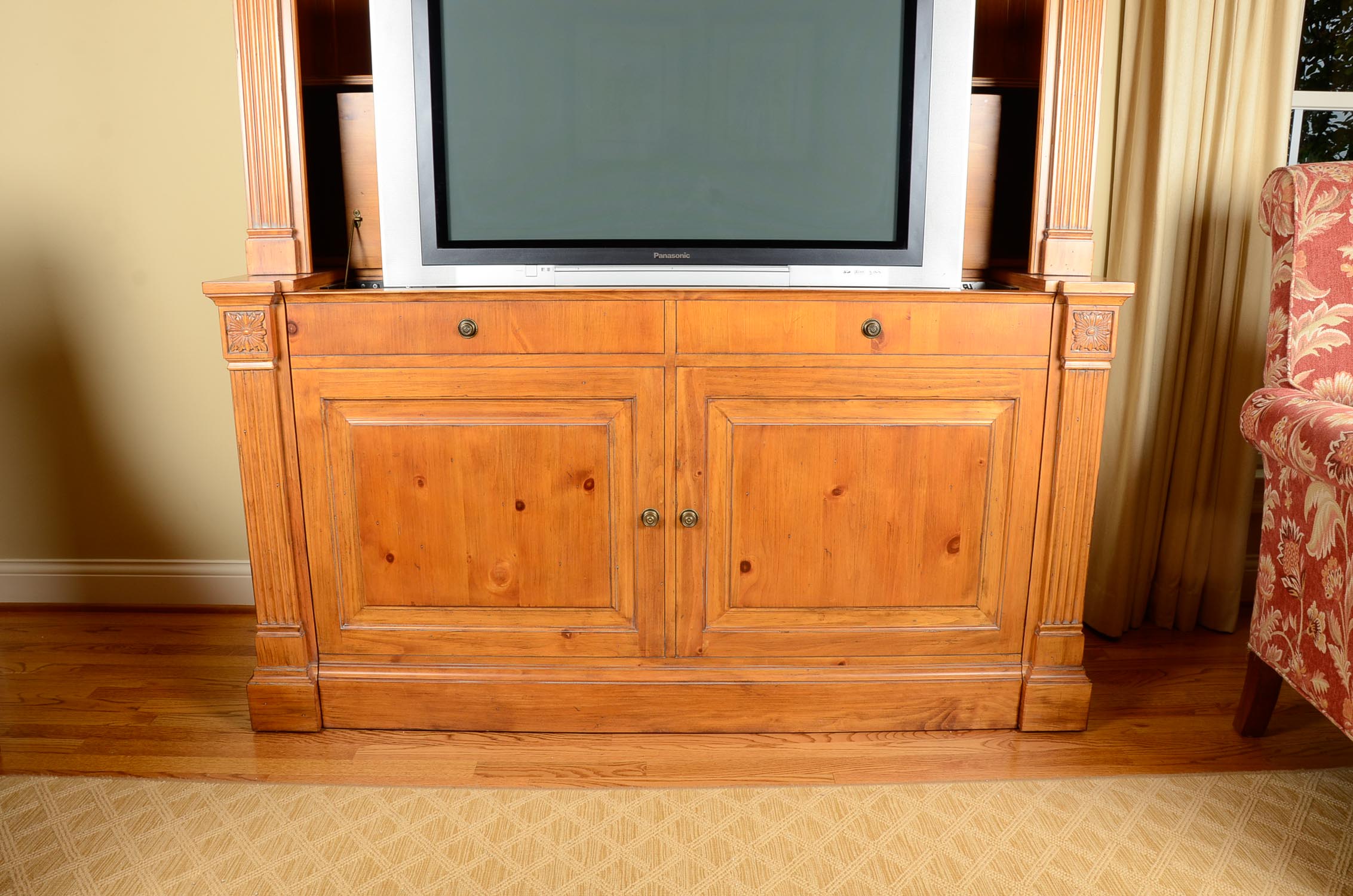 Entertainment Center by Ethan Allen with Liftbox Mechanism