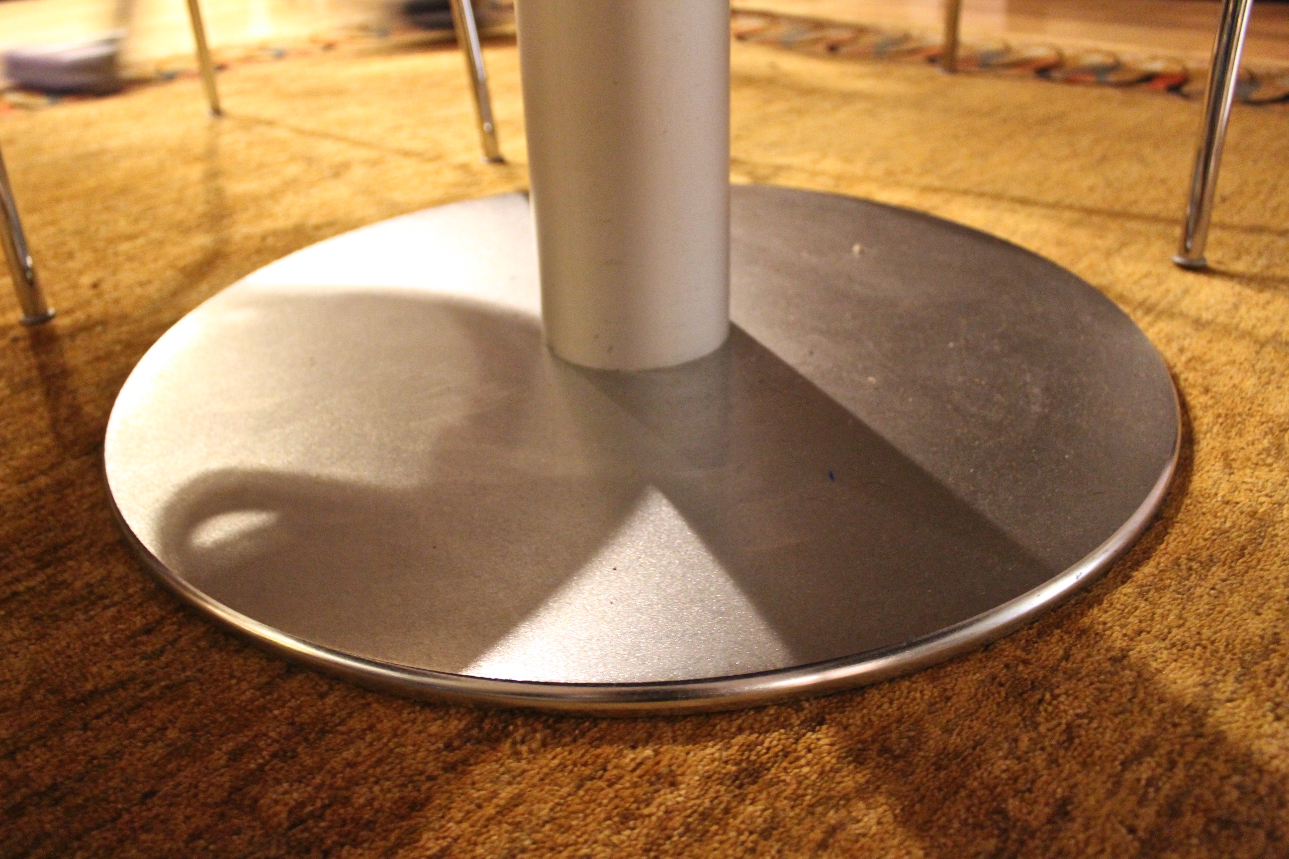 Stua Dining Table and Chairs