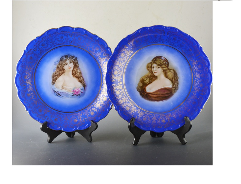 Two Bavaria Schumann Arzberg Germany Figural Plates