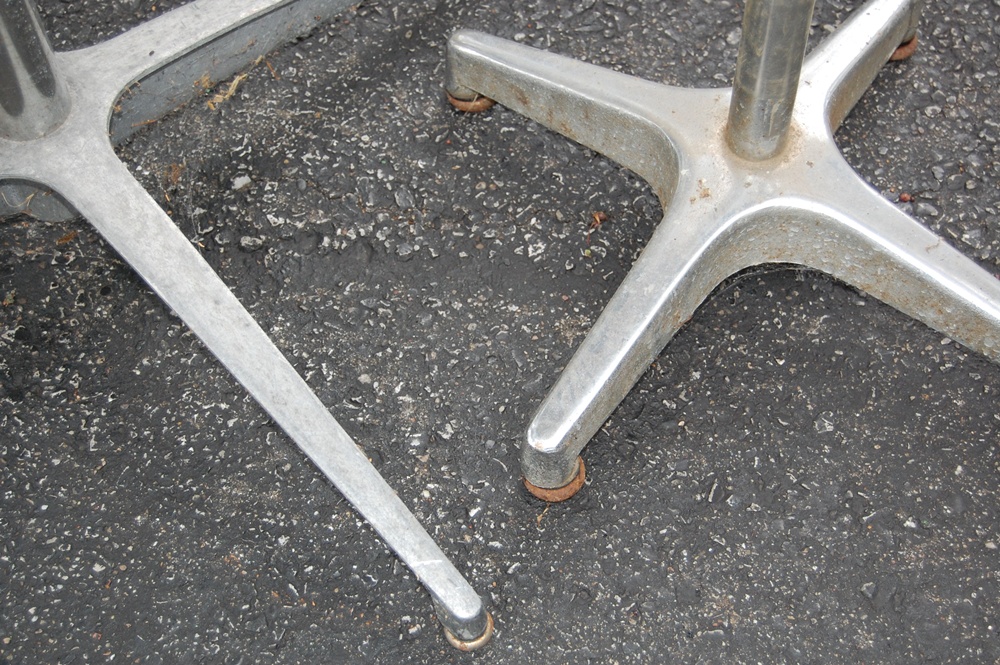 1950s Diner Table and Stools