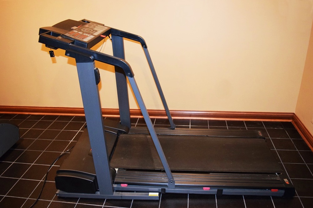 725 Pro-Form Performance Treadmill