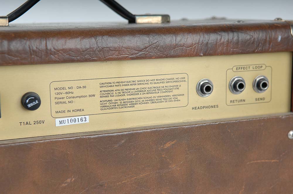 Dean DA-30 Acoustic Guitar Amplifier