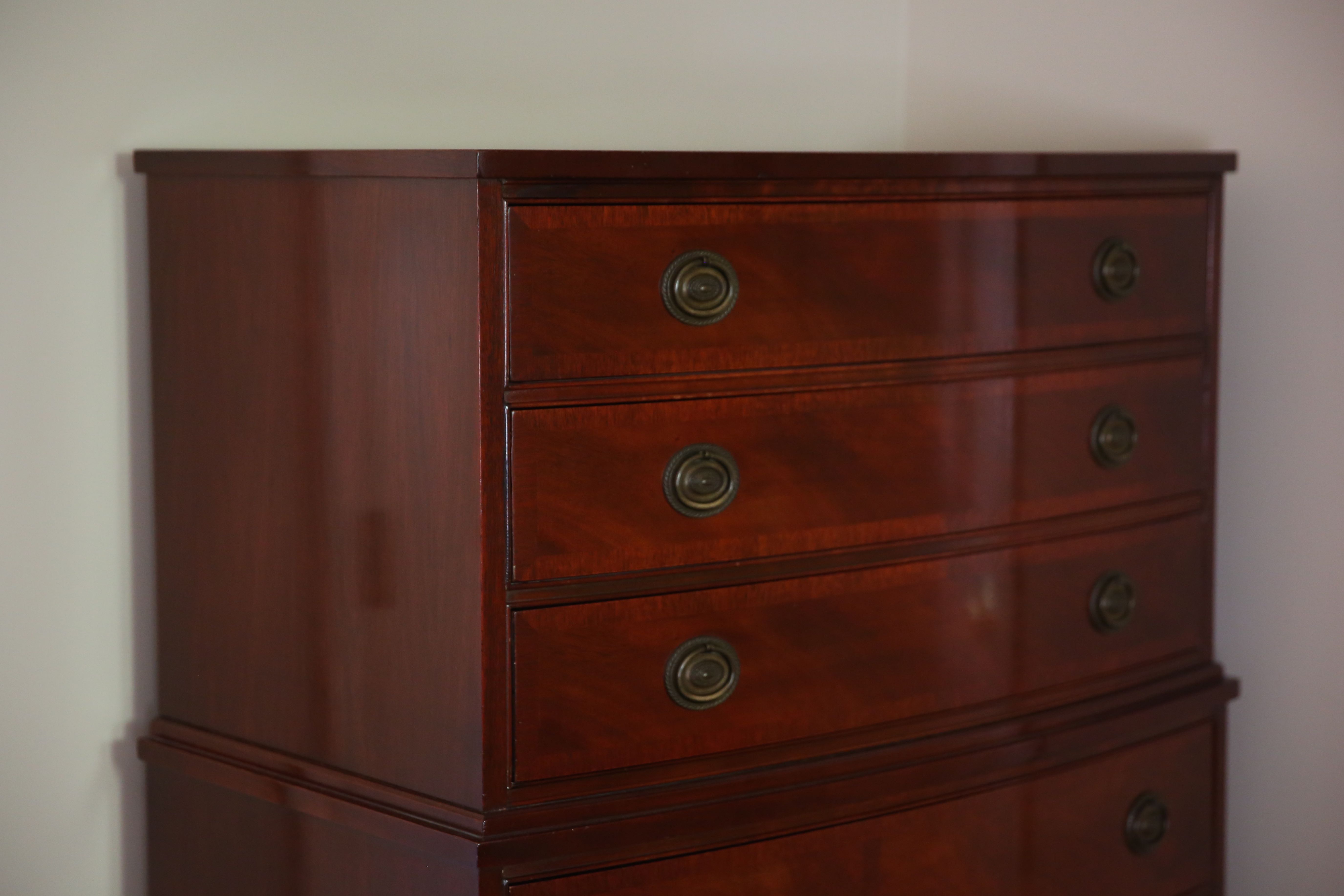 Hepplewhite Style Chest on Chest