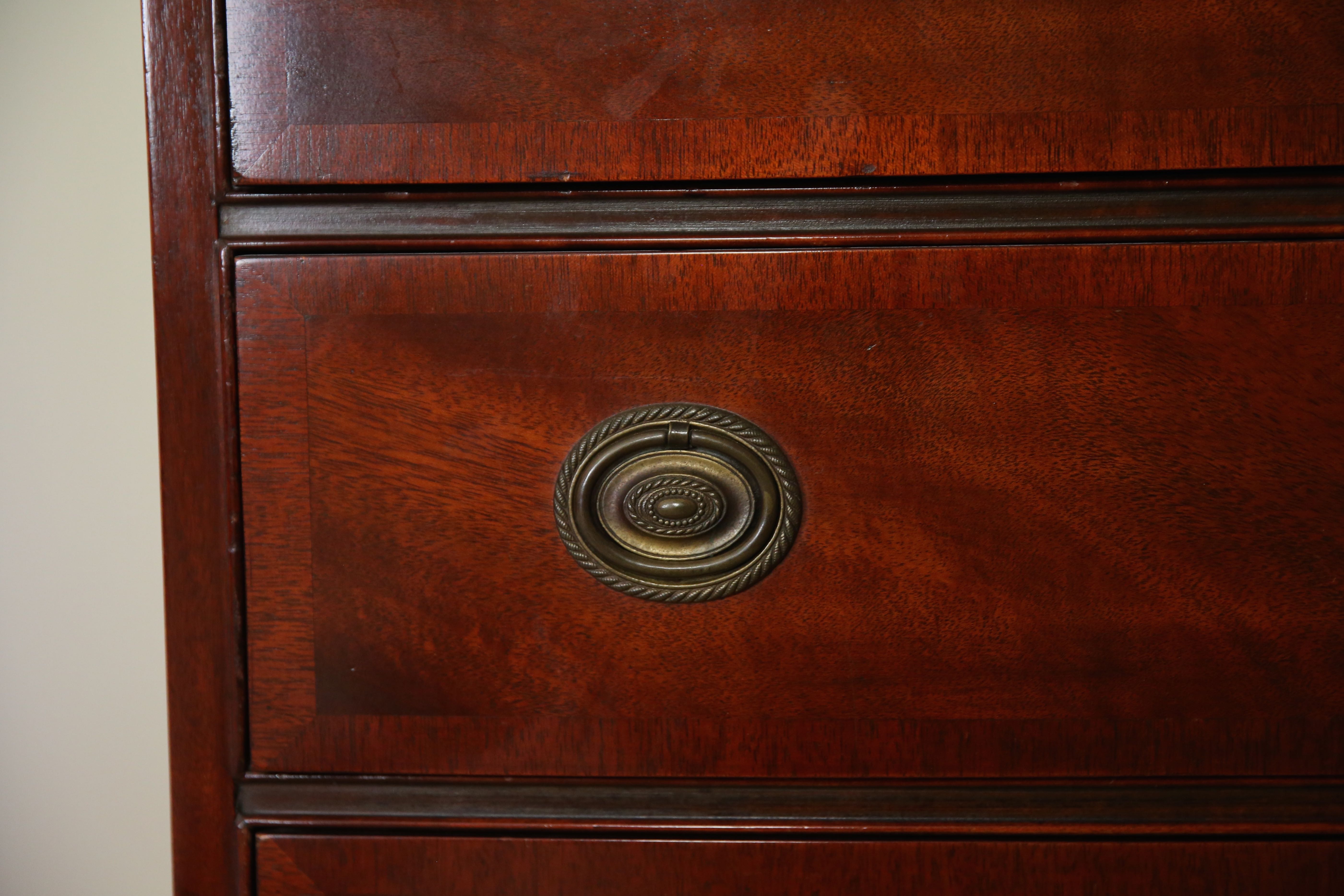 Hepplewhite Style Chest on Chest