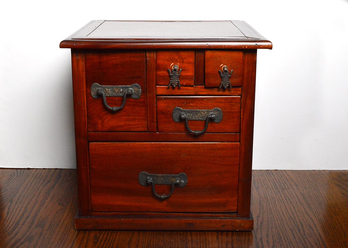 Tansu Cube Chest