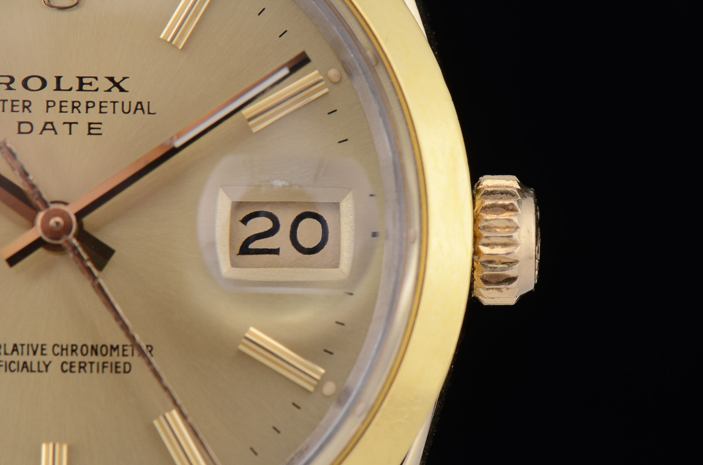 Rolex Perpetual Date Gold Shell/Plated Steel 15505 34mm Watch