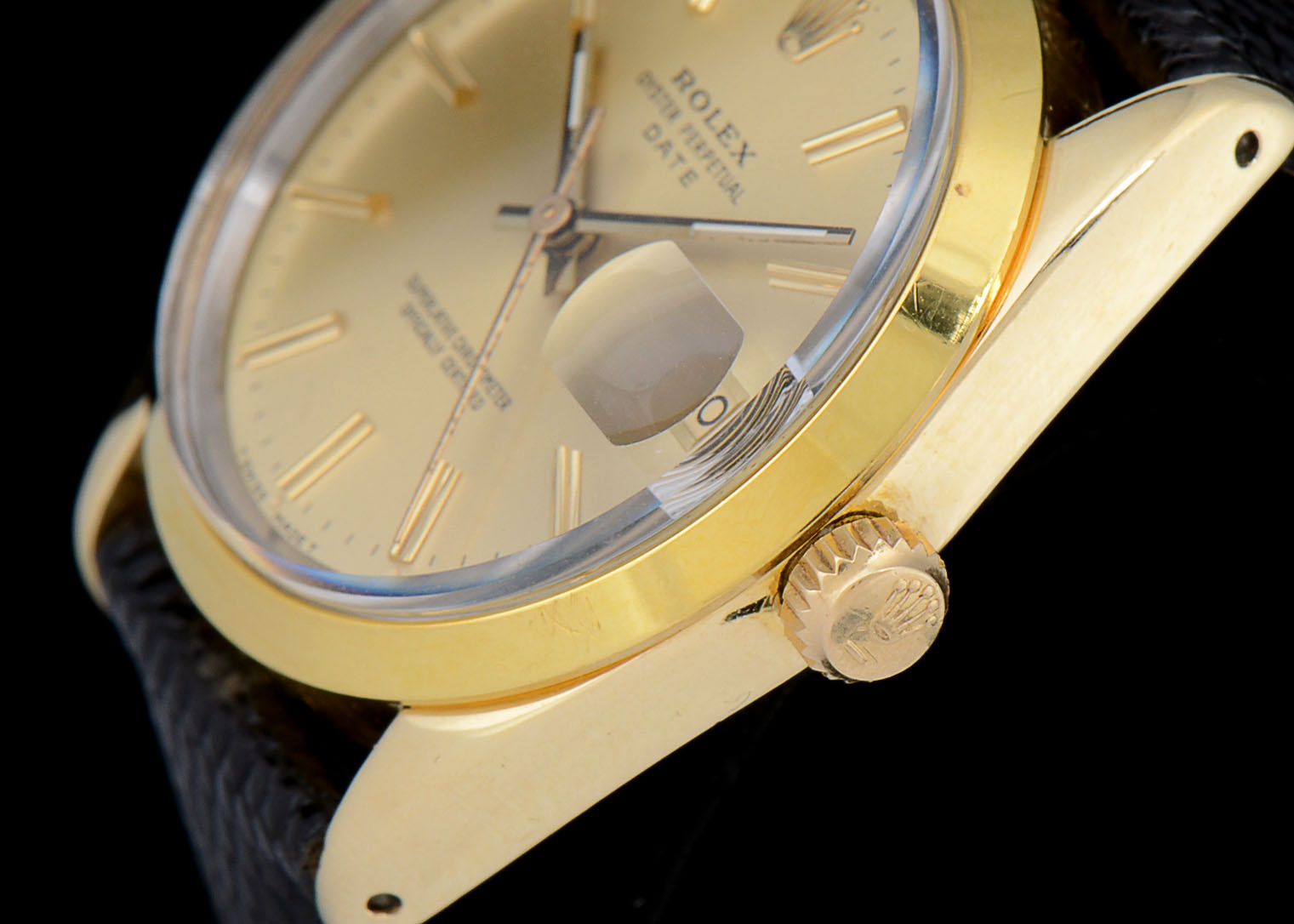 Rolex Perpetual Date Gold Shell/Plated Steel 15505 34mm Watch