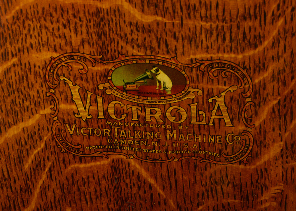 1915 Tabletop Victor-Victrola VV-VIII