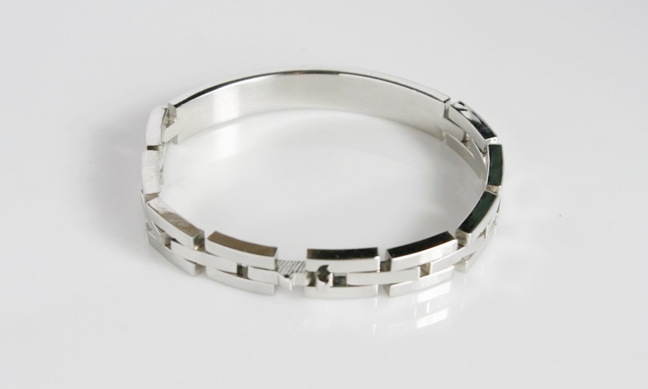 Men's Contemporary Stainless Engraved  Bracelet