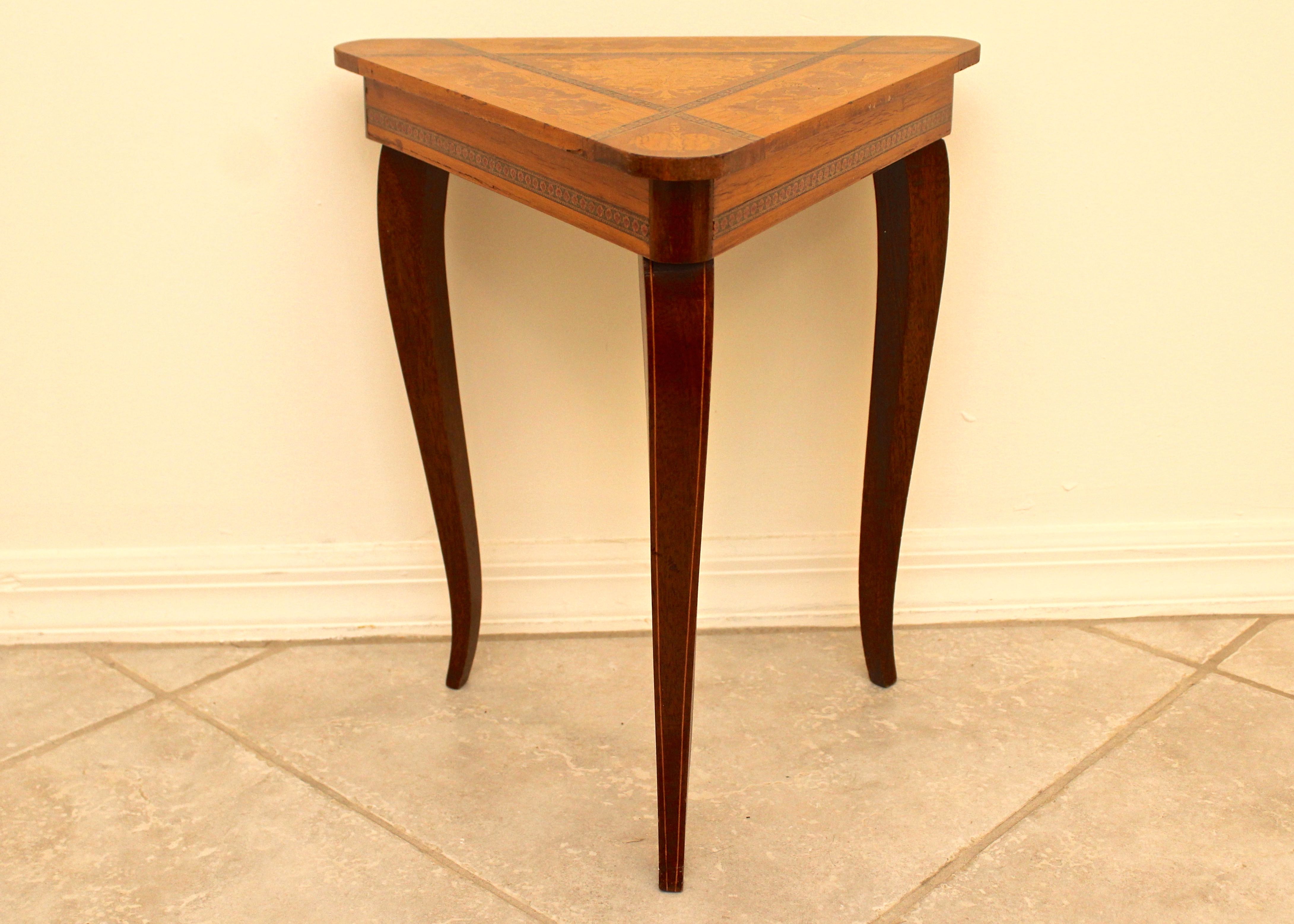 Italian Inlaid Marquetry Lift Top Music Box Table
