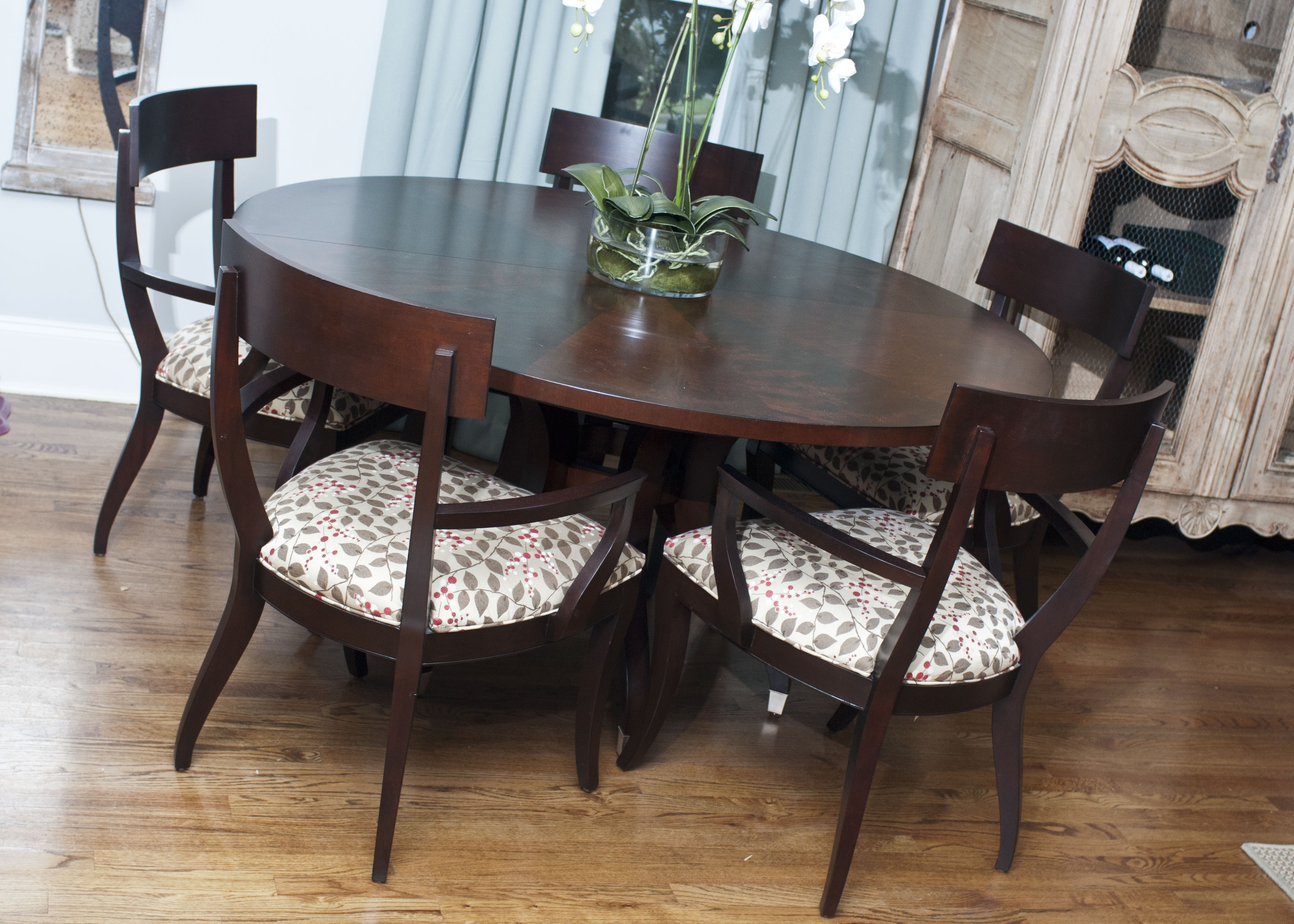 Ethan Allen Round Table and 6 Chairs