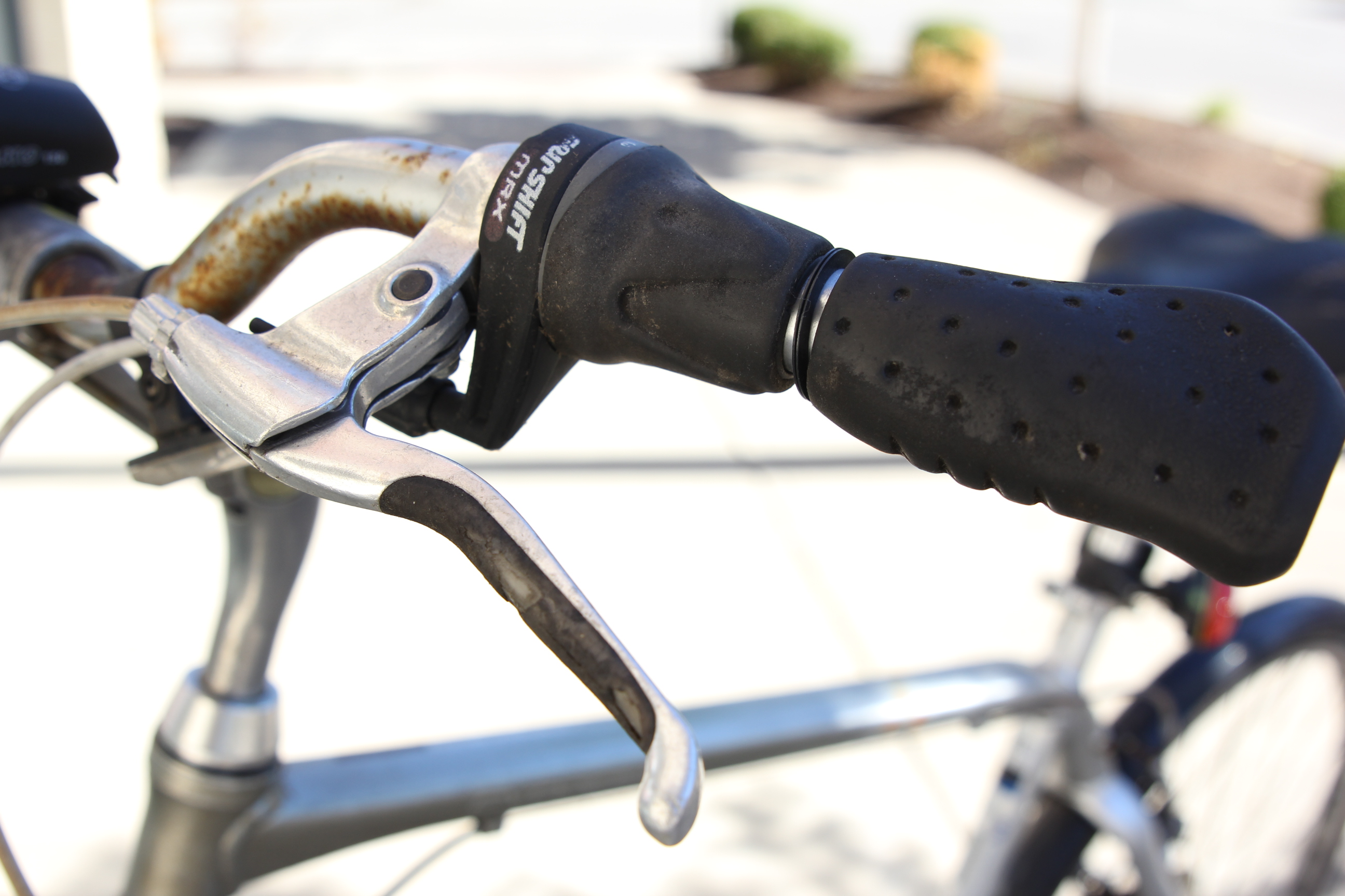 XL Aluxx Alloy Tubing Men's Bike